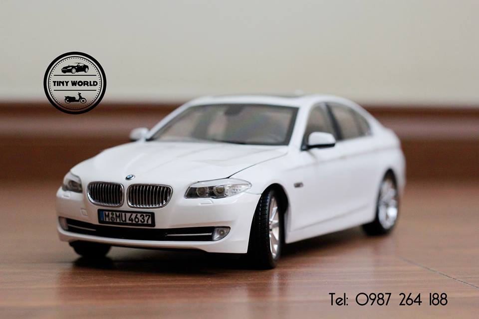 BMW 5 SERIES (TRẮNG) 1:18 GTAUTOS