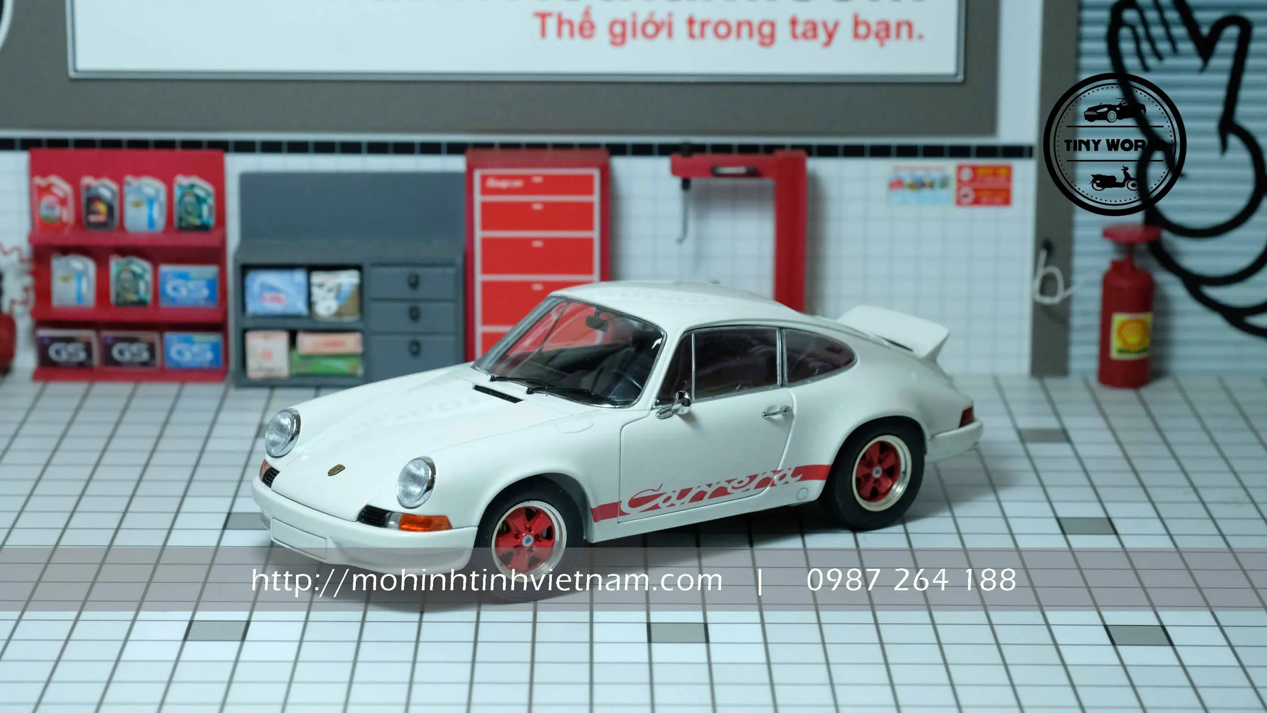 MÔ HÌNH Ô TÔ PORSCHE 911 CARRERA RS (TRẮNG) 1:24 EBBRO