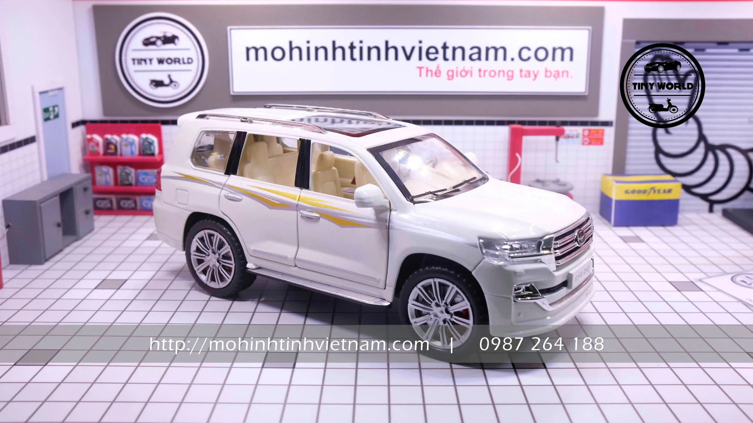 MÔ HÌNH Ô TÔ TOYOTA LAND CRUISER (TRẮNG) 1:24 CHEZI