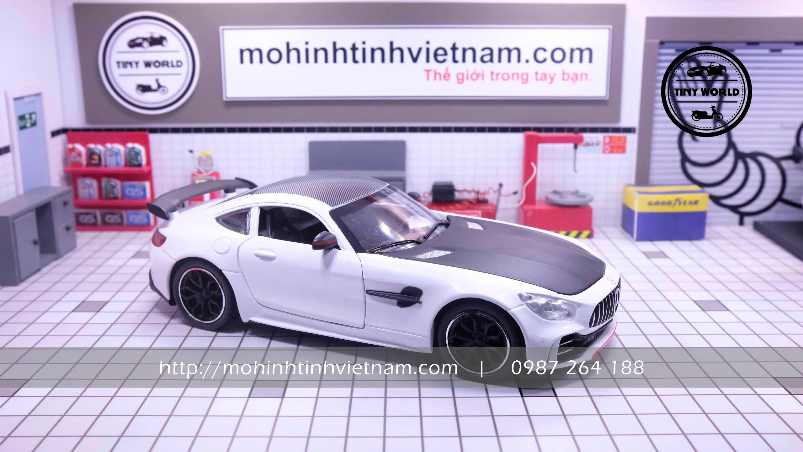 MÔ HÌNH Ô TÔ MERCEDES-BENZ AMG GT-R (TRẮNG) 1:24 CHEZI