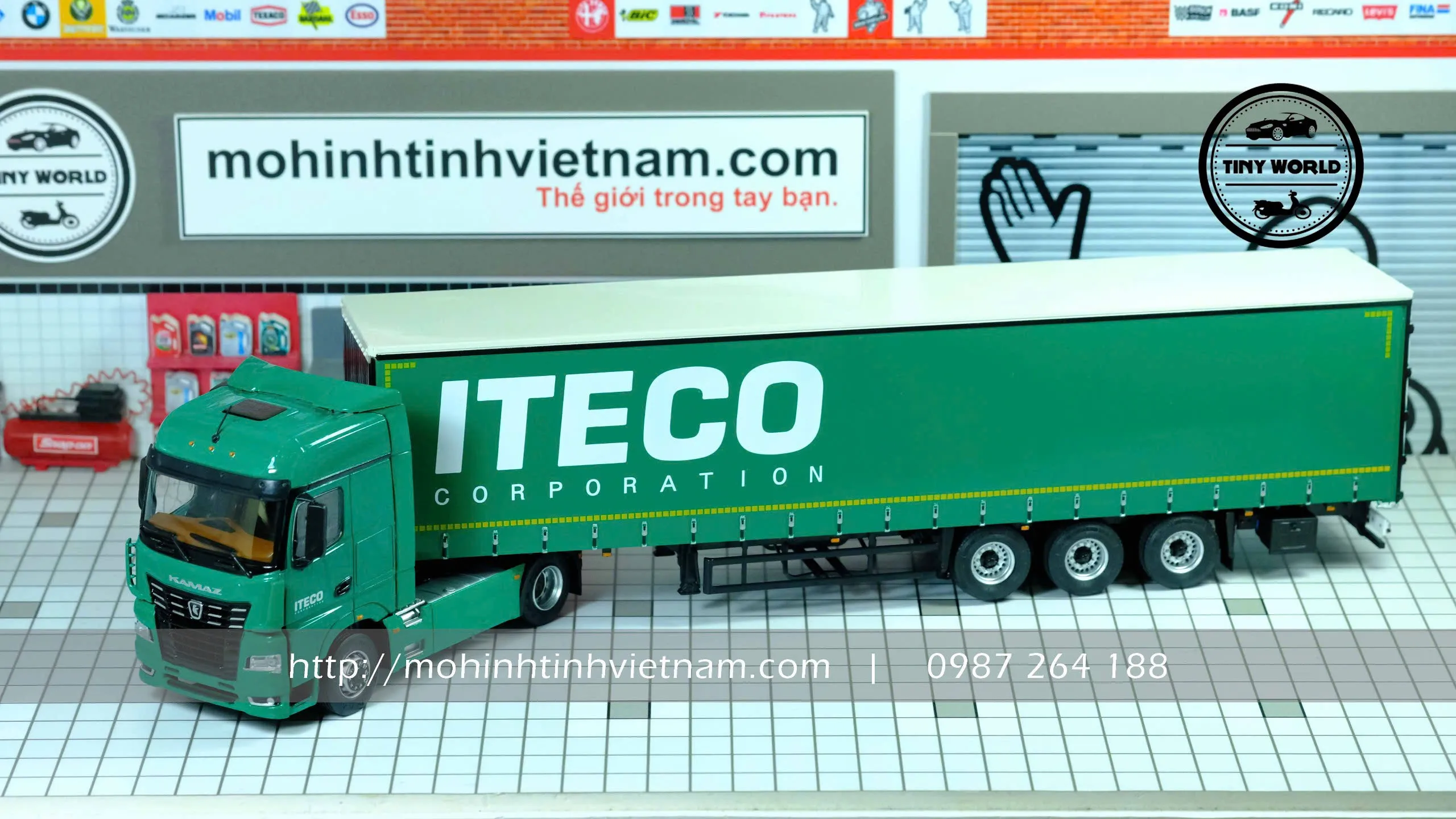 MÔ HÌNH Ô TÔ KAMAZ-5490 ITECO (XANH) 1:43 DEALER