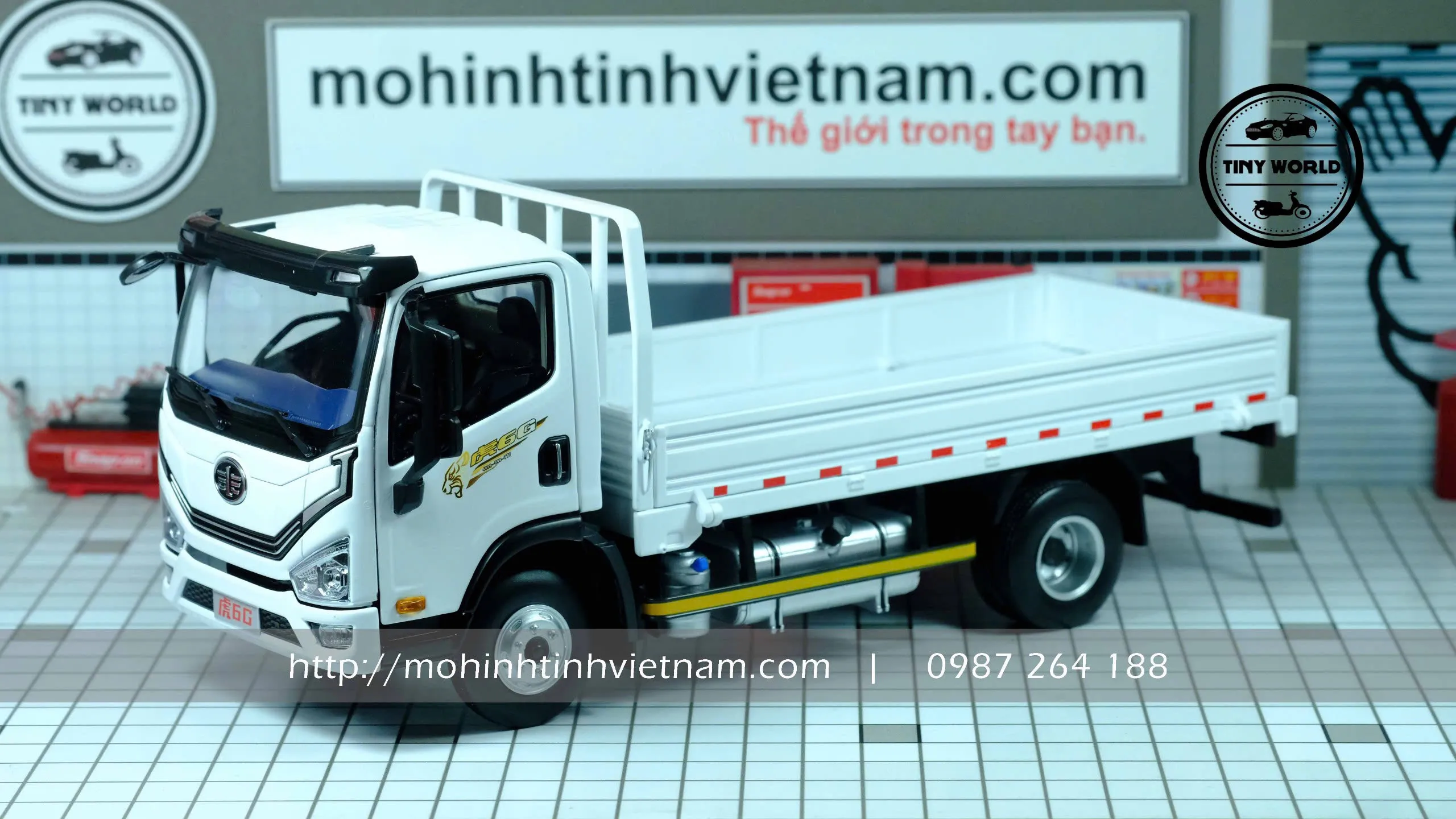 MÔ HÌNH Ô TÔ FAW NEW TIGER V6G FLATBED (TRẮNG) 1:24 DEALER