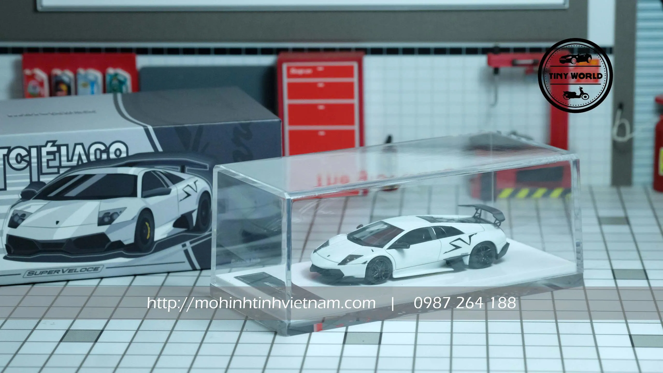 MÔ HÌNH Ô TÔ LAMBORGHINI MURCIELAGO LP670-4 SV (TRẮNG) 1:64 CARS LOUNGE