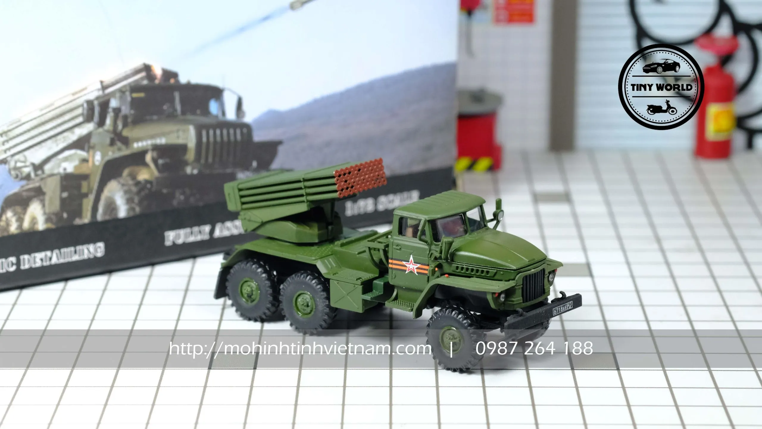 MÔ HÌNH PHÁO PHẢN LỰC TỰ HÀNH BM-21 (XANH) 1:72 PRECISION MODEL ART
