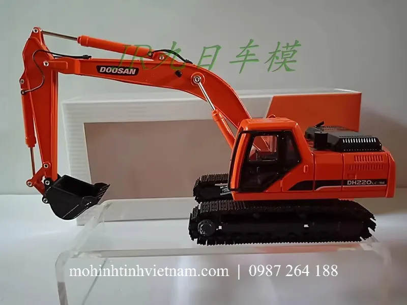 MÔ HÌNH MÁY XÚC DOOSAN DH220LC-9E (CAM) 1:40 DEALER
