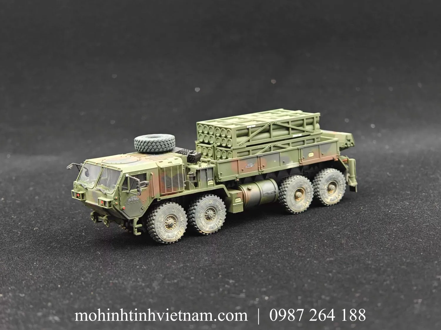 MÔ HÌNH XE TIẾP TẾ ĐẠN DƯỢC PATRIOT HIMARS M977 A4 (XANH) 1:72
