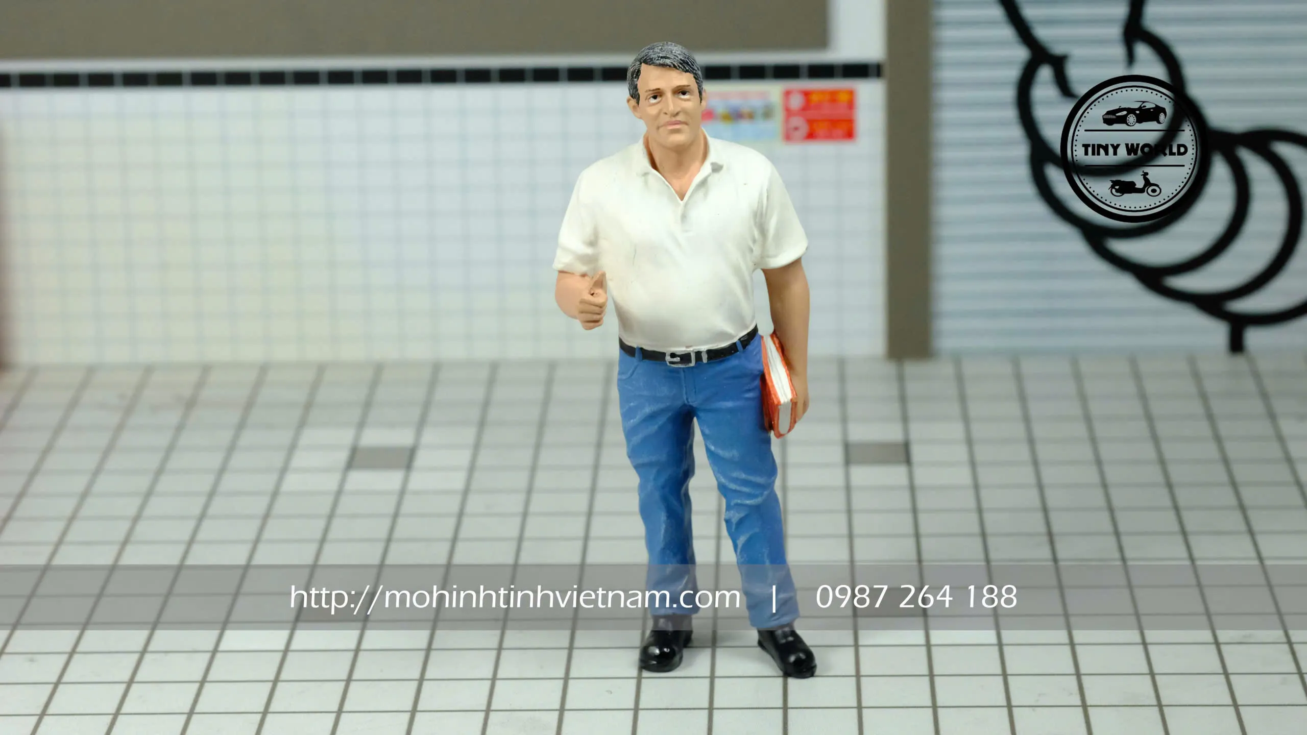 MÔ HÌNH FIGURE GIÁM SÁT ĐIỀU HÀNH QUẢN LÝ (TRẮNG) 1:18 AMERICAN DIORAMA