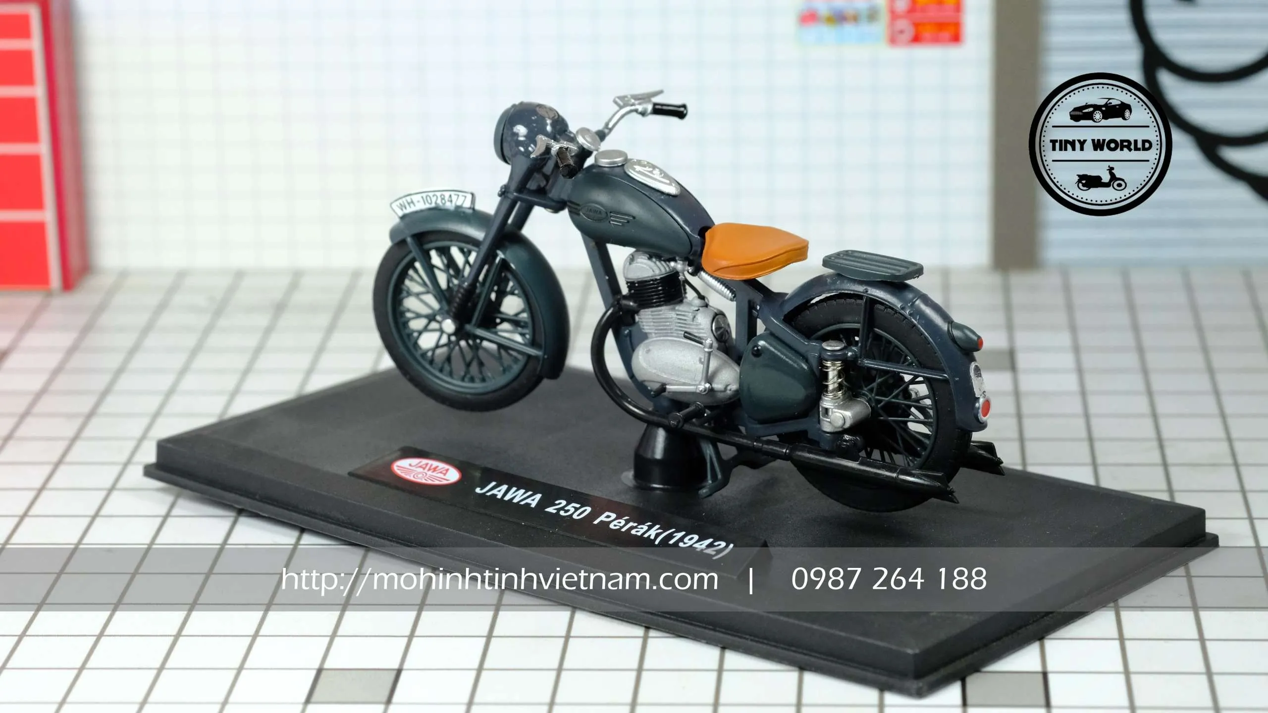 z7196886612523_cbab2284c4a47b03131a3335a2a89ea7.jpg-large