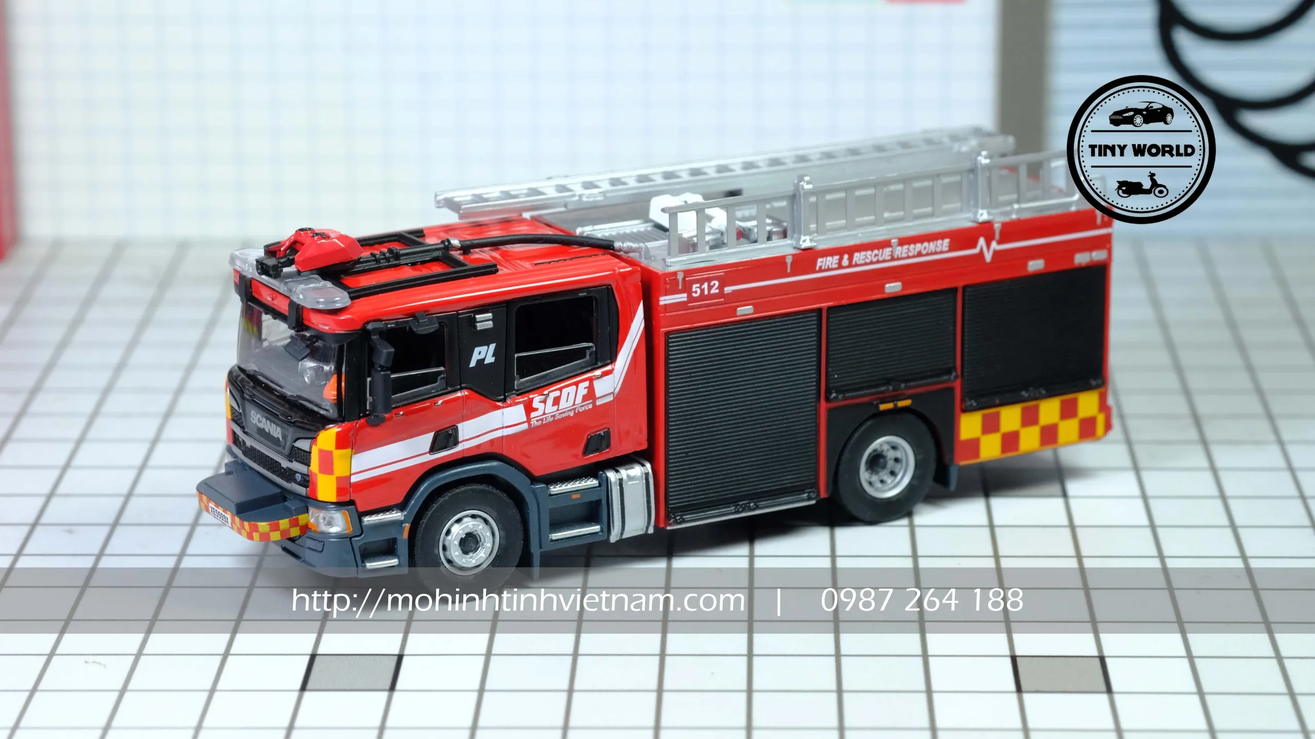 MÔ HÌNH XE CỨU HỎA SCANIA SINGAPORE  (ĐỎ) 1:64 MASTERPIECE COLLECTIBLES
