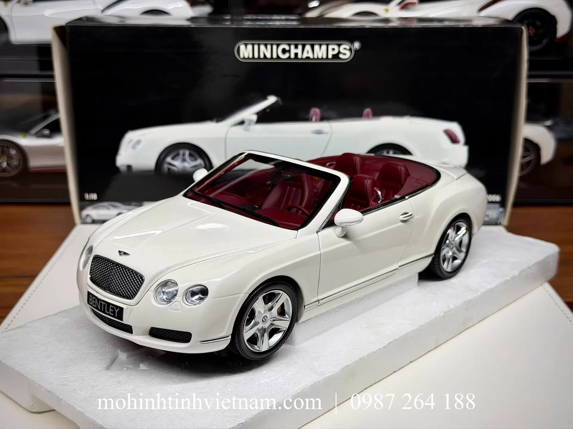 MÔ HÌNH Ô TÔ BENTLEY CONTINENTAL GTC 2006 (TRẮNG) 1:18 MINICHAMPS