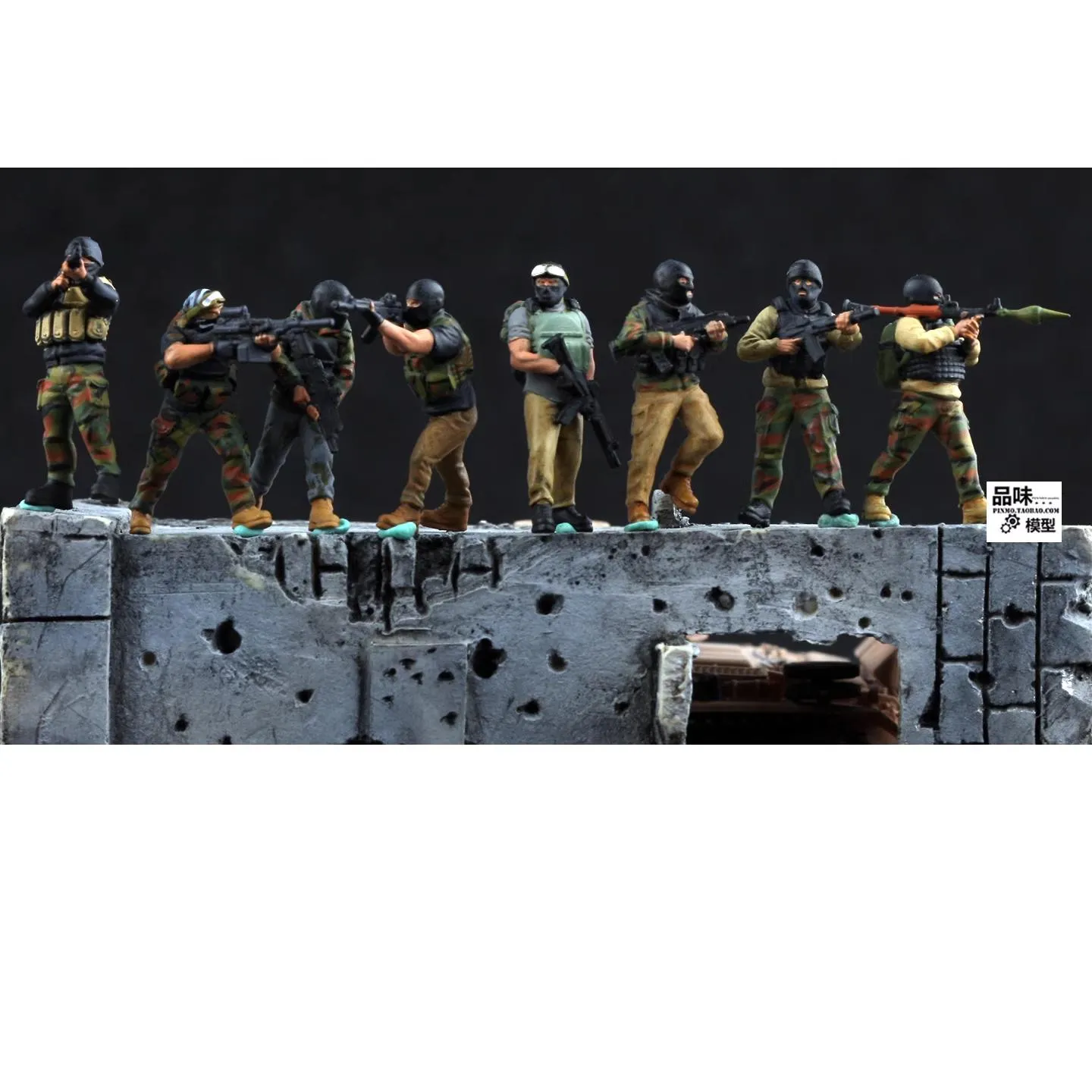 MÔ HÌNH LÍNH ĐÁNH THUÊ PHE NỔI DẬY (SET 8 LÍNH) 1:72