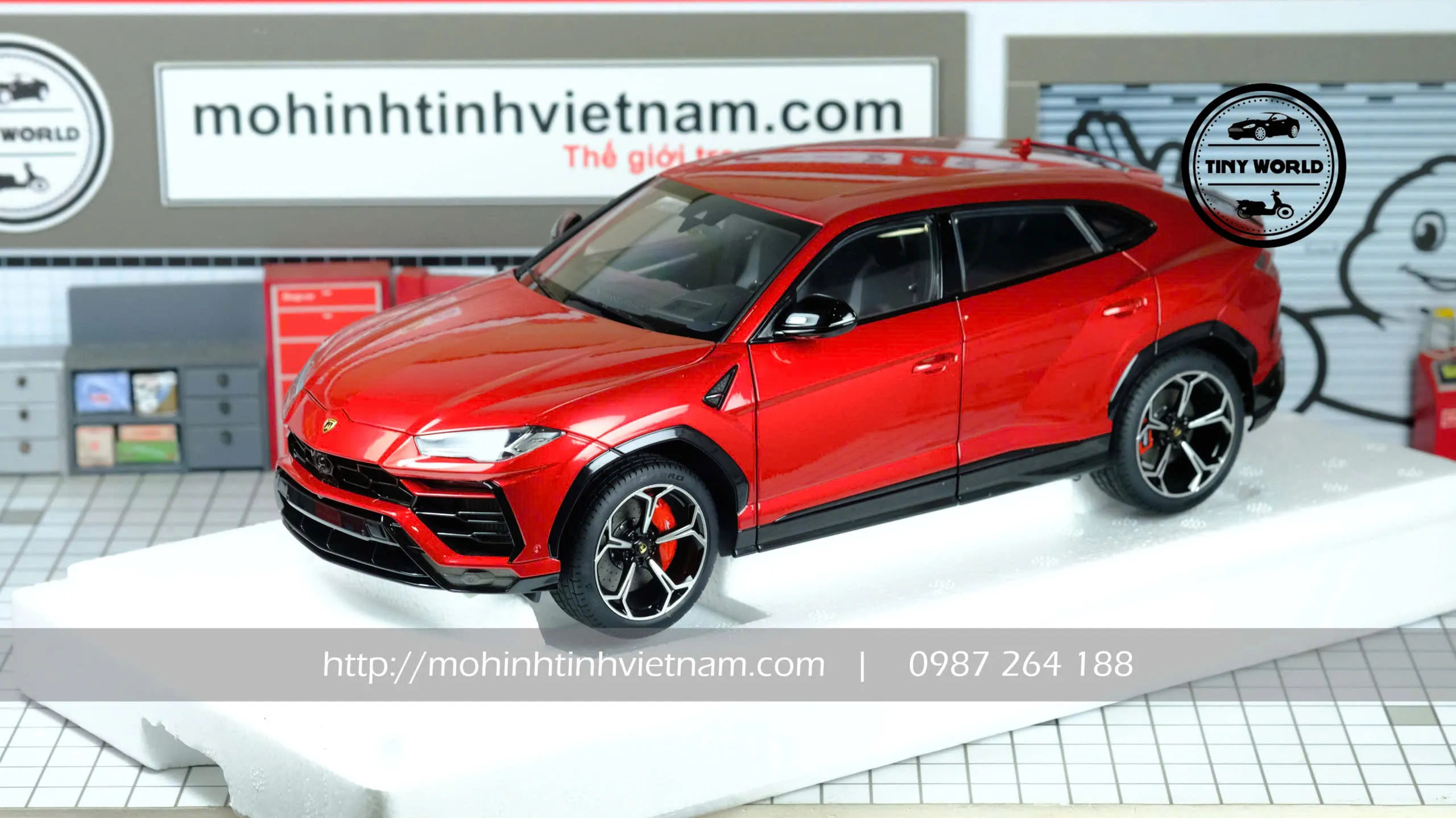MÔ HÌNH Ô TÔ LAMBORGHINI URUS (ĐỎ) 1:18 AUTOART