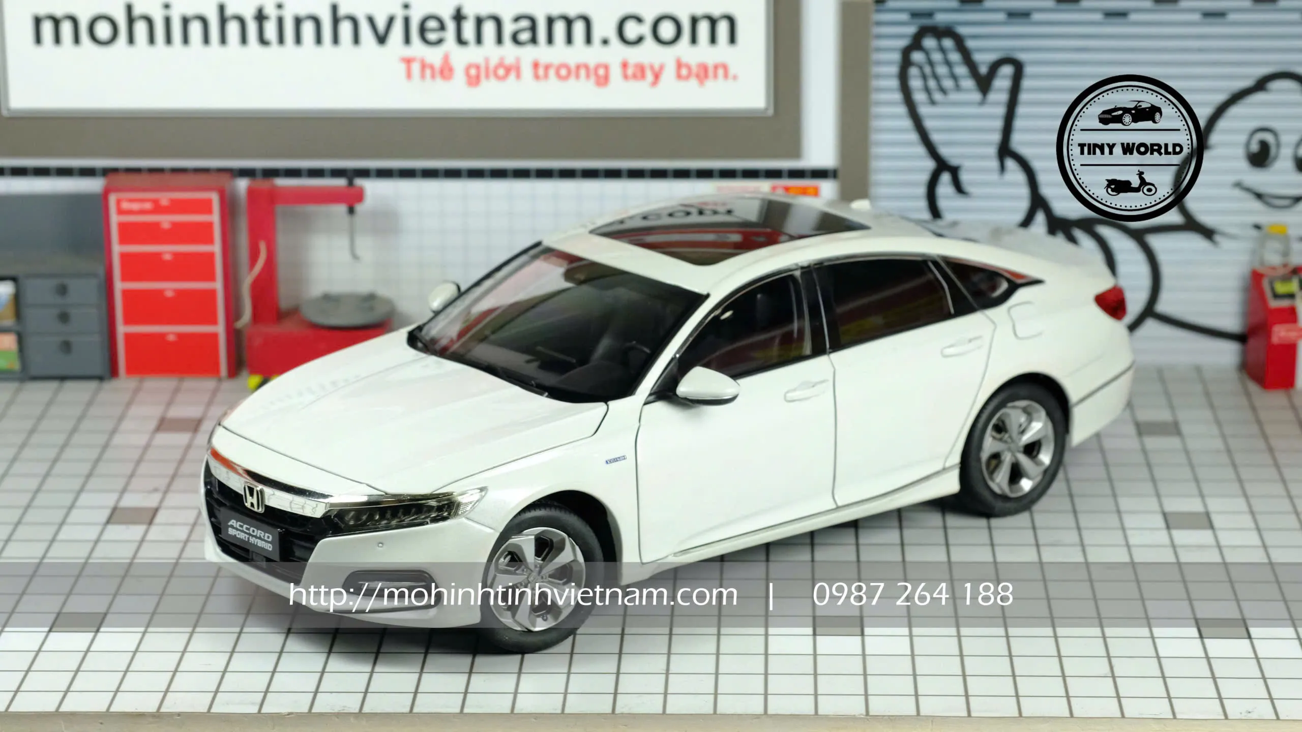 MÔ HÌNH Ô TÔ HONDA ACCORD SPORT HYBRID 2018 (TRẮNG) 1:18 DEALER