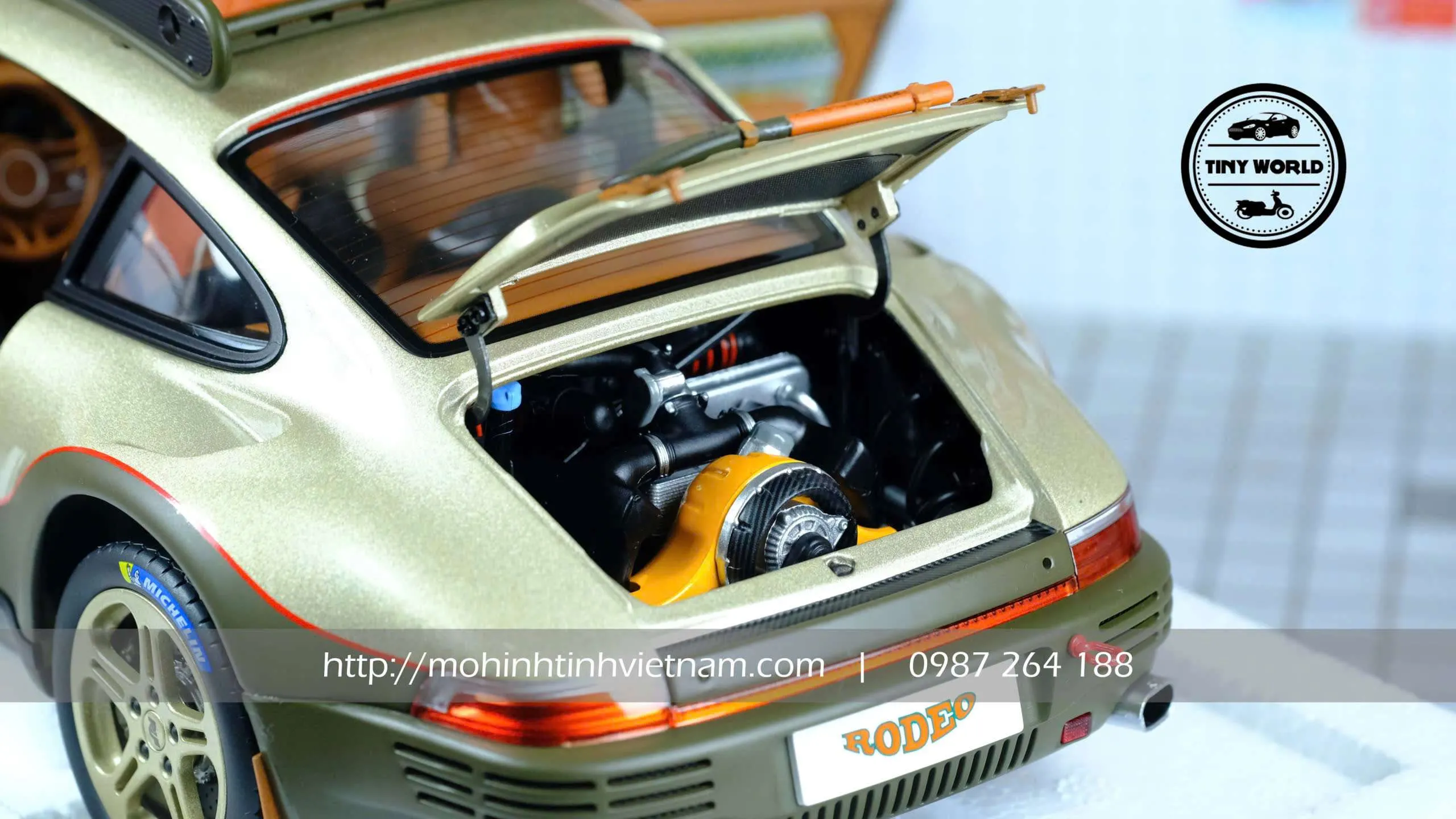 z7662196930910_7ba05a651c2921876bb305f1a934b386.jpg-large