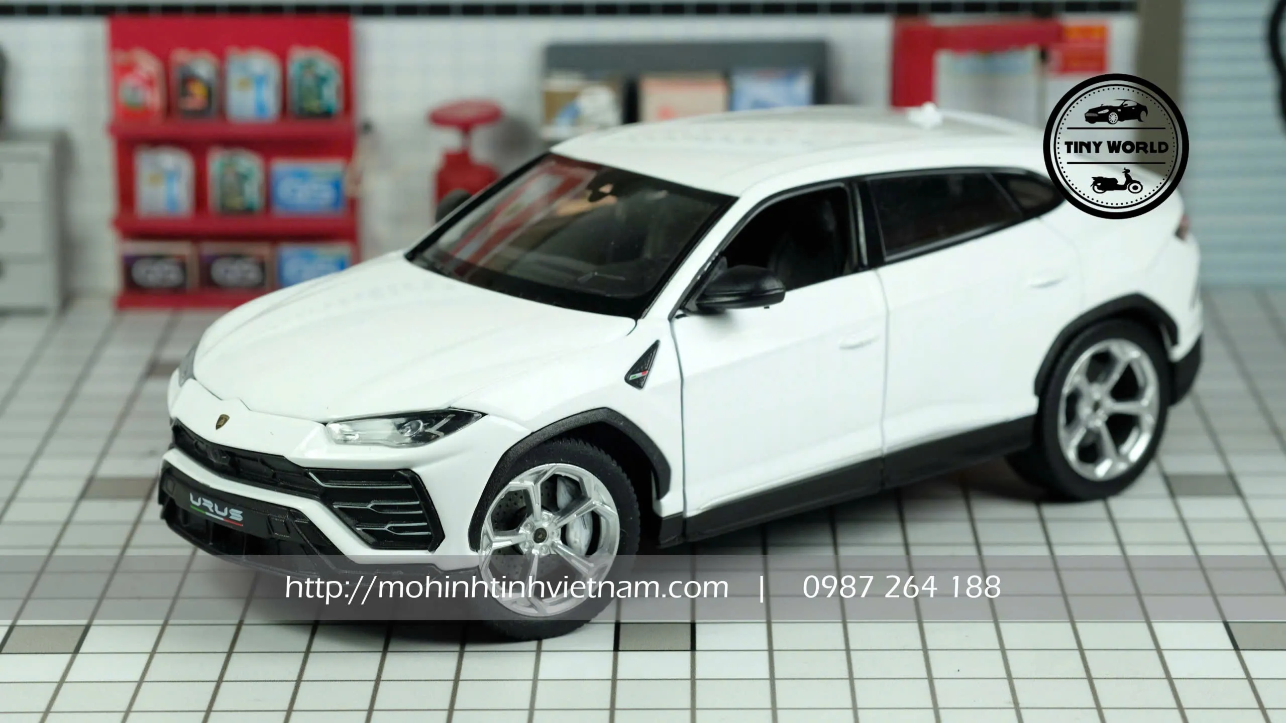 MÔ HÌNH Ô TÔ LAMBORGHINI URUS (TRẮNG) 1:24 WELLY