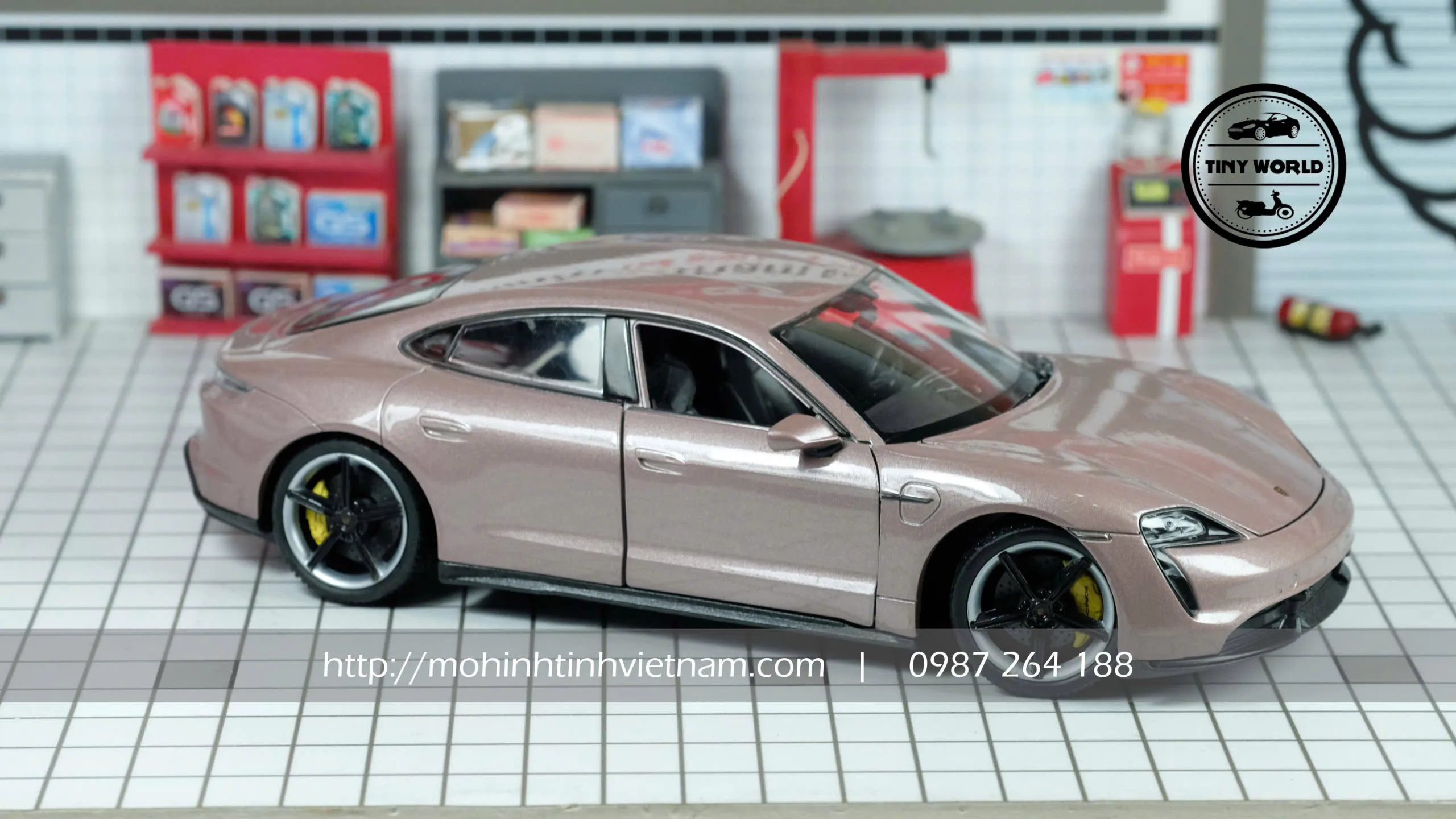 MÔ HÌNH Ô TÔ PORSCHE TAYCAN TURBO S (TÍM) 1:24 WELLY