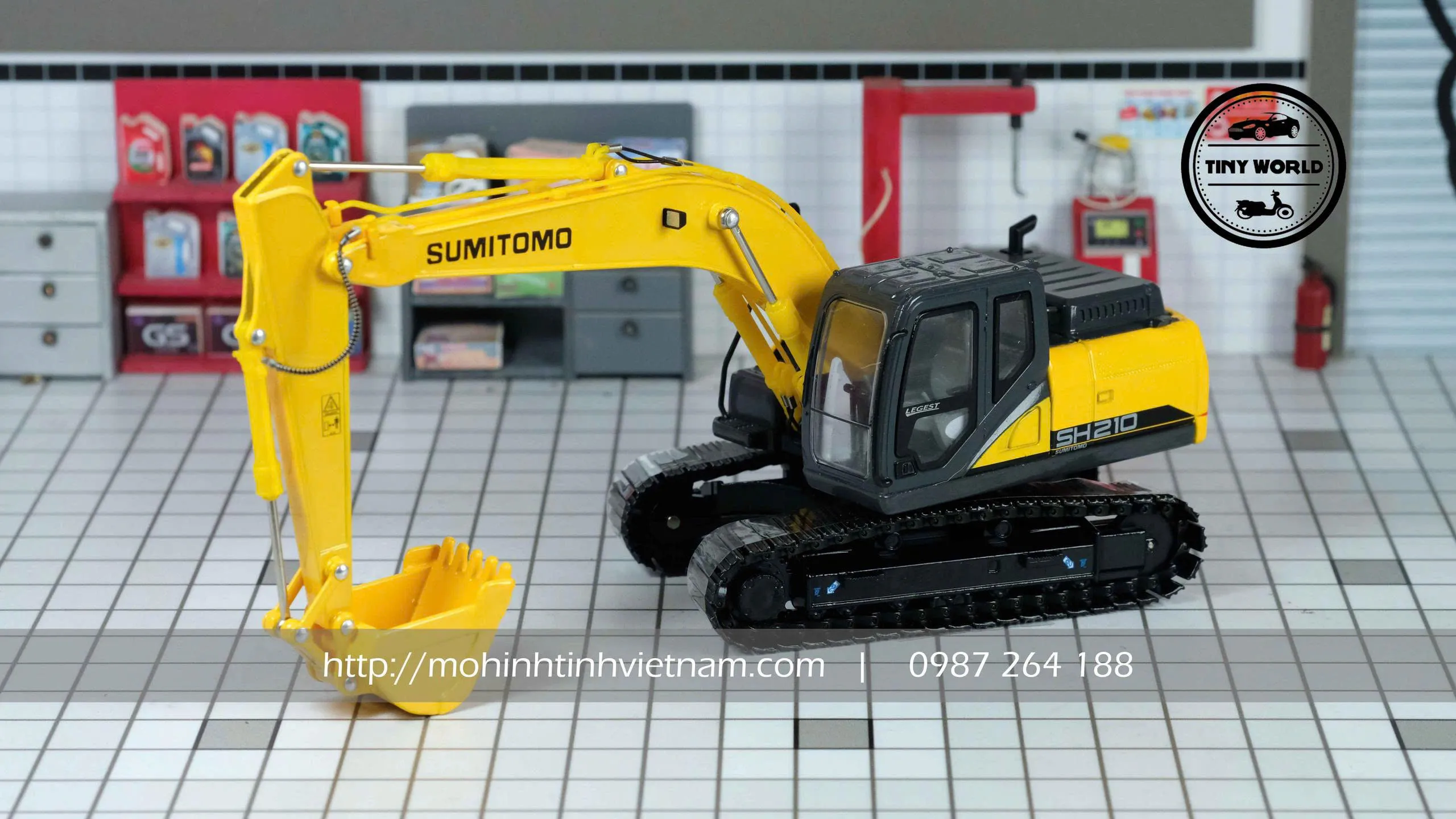 MÔ HÌNH MÁY XÚC SUMITOMO SH210-6 (VÀNG) 1:50 DEALER