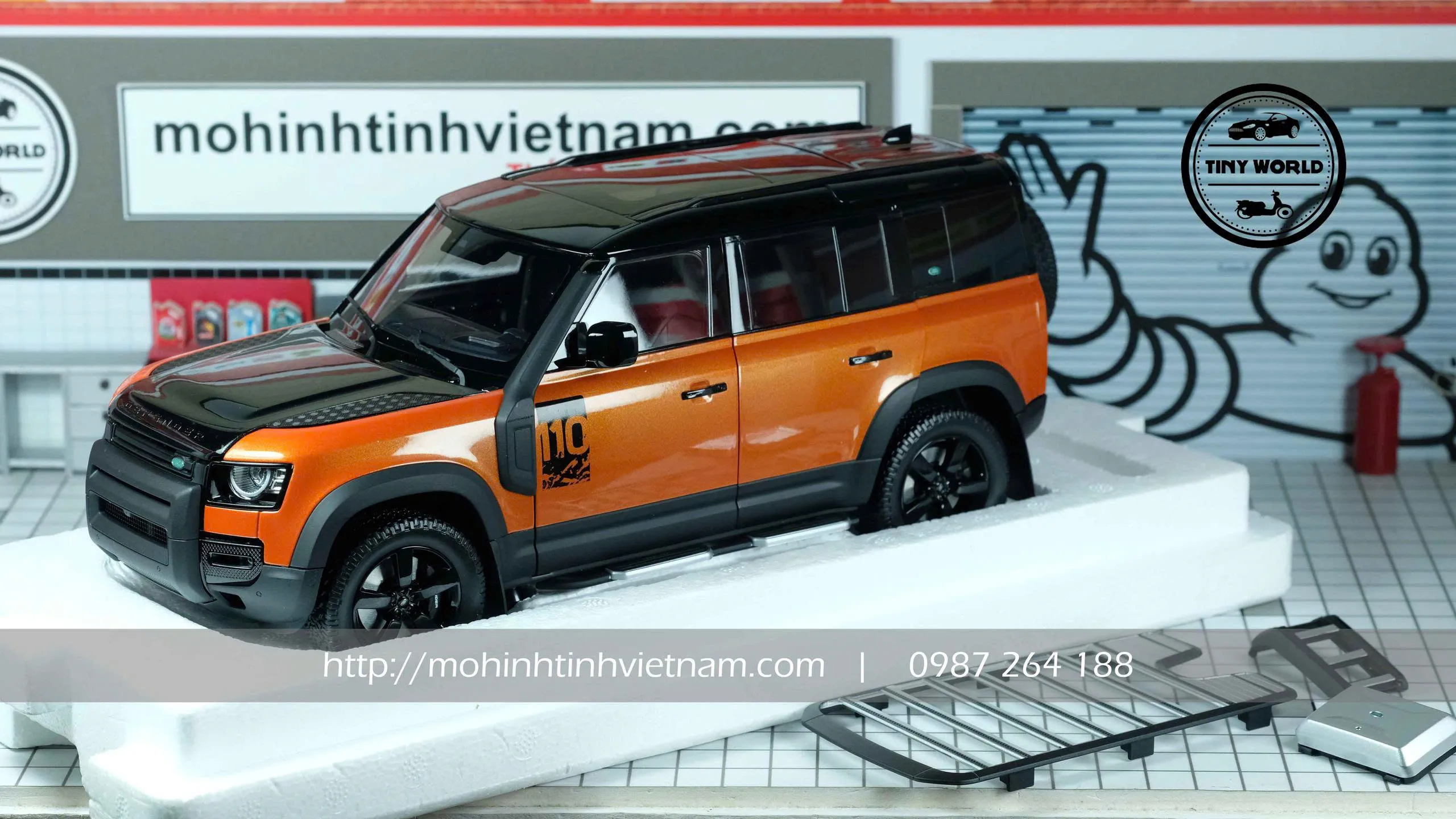 MÔ HÌNH Ô TÔ LAND ROVER DEFENDER 110 2020 (CAM) 1:18 ALMOST REAL
