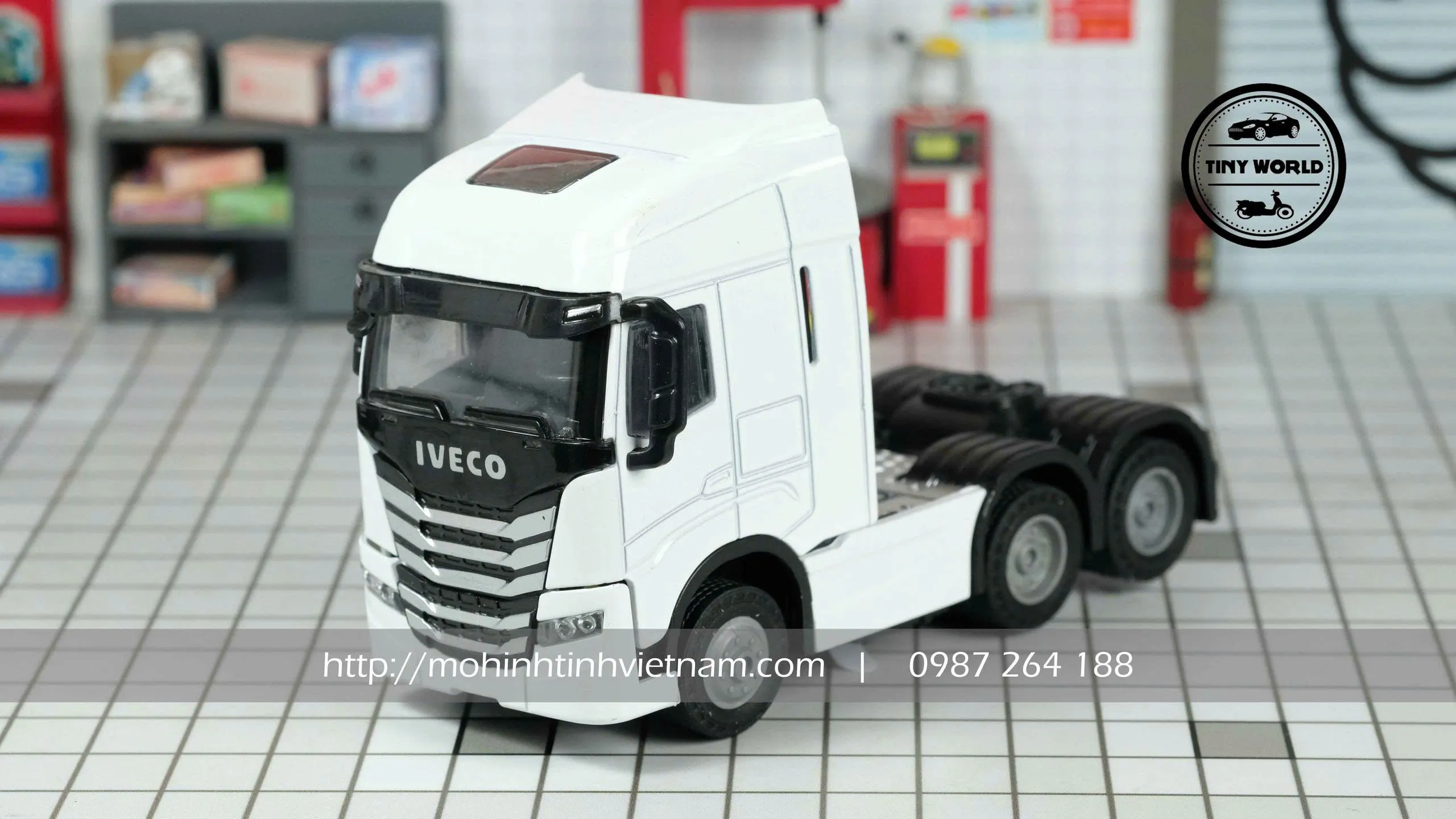 MÔ HÌNH ĐẦU KÉO IVECO (TRẮNG) 1:32 ALLOY