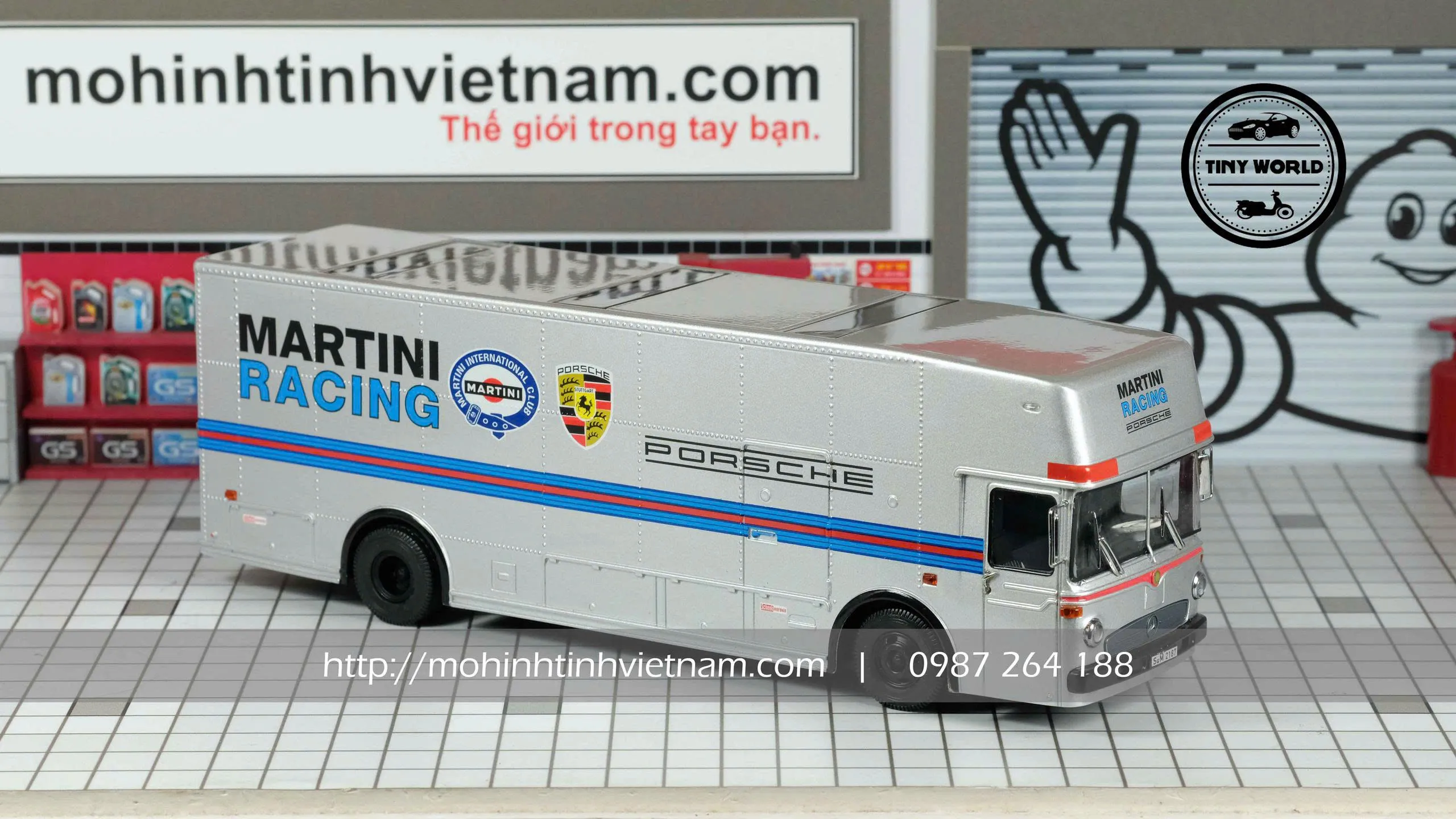 MÔ HÌNH Ô TÔ MERCEDES-BENZ MARTINI RACING (BẠC) 1:43 SCHUCO